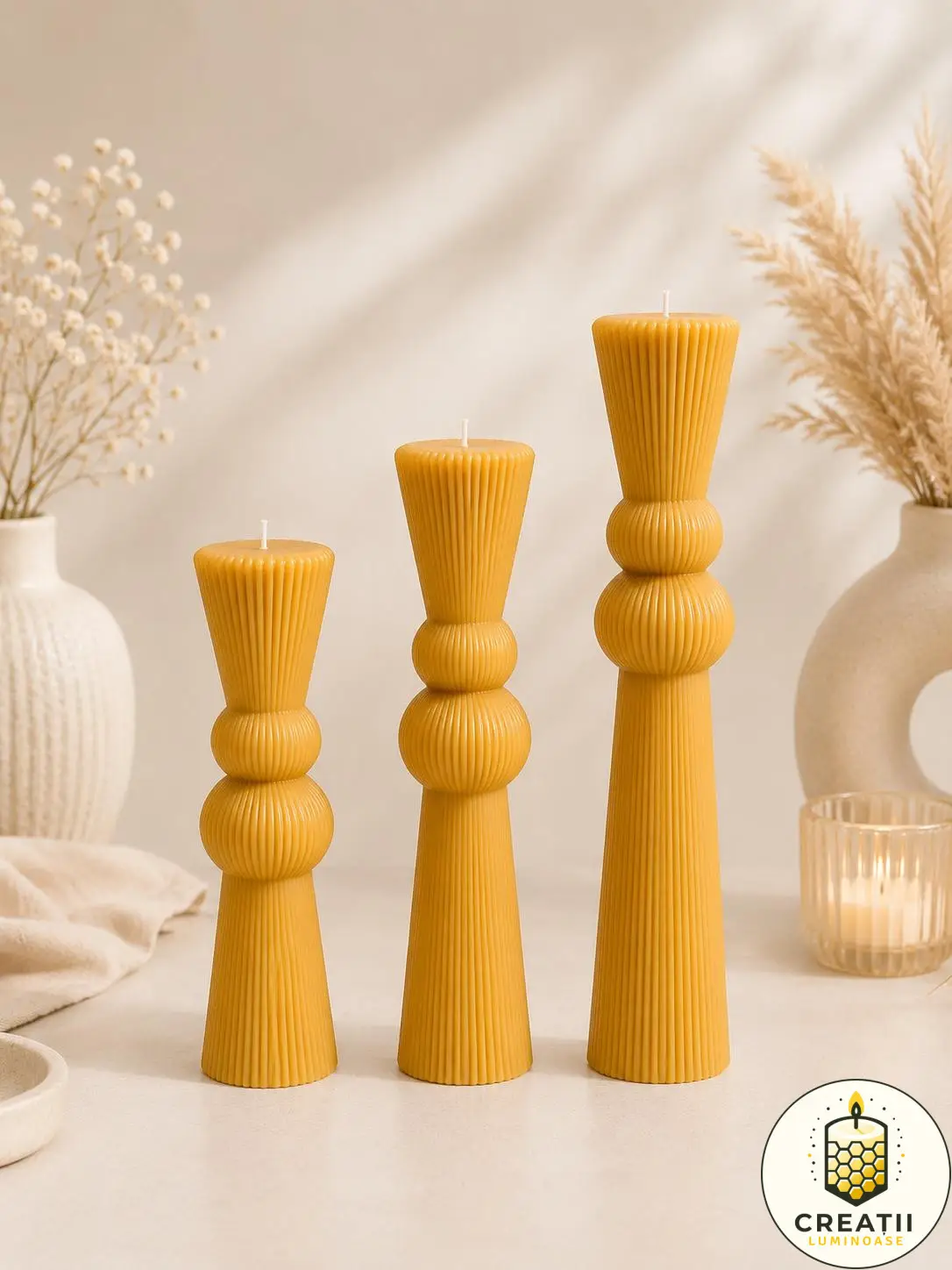 Lumânare Turnată Striată Clepsidră Ceară Naturală Lumânare Turnată Striată Clepsidră Ceară Naturală