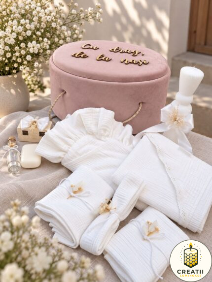 Trusou de botez premium din muselină roz